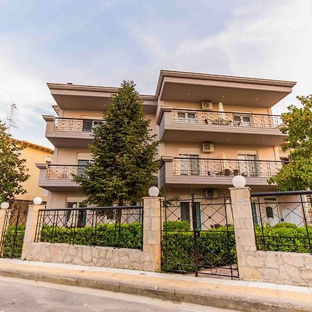 Irene Suites Неа-Муданья Экстерьер фото